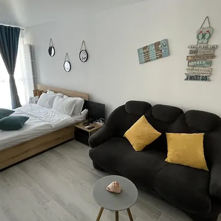 Holiday Studio Alezzi Nord 10